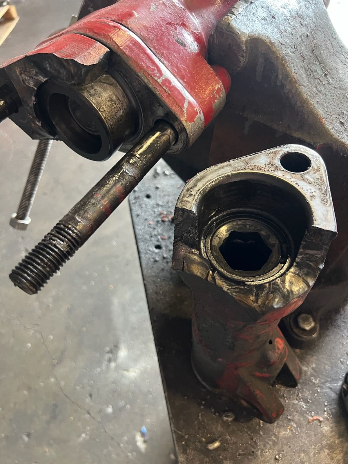 Expert Heavy Equipment Gearbox Maintenance RD Services image